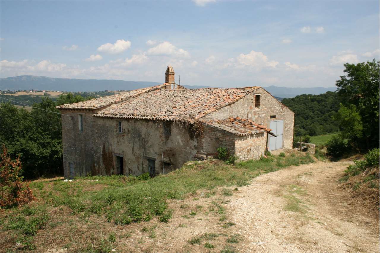 RUSTICO - CASALE VENDITA TODI