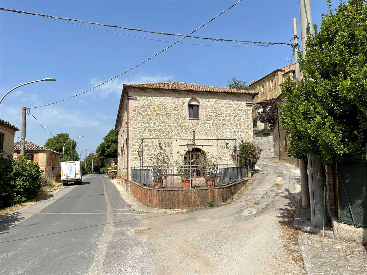 PALAZZO VENDITA MARSCIANO CASTIGLIONE DELLA VALLE