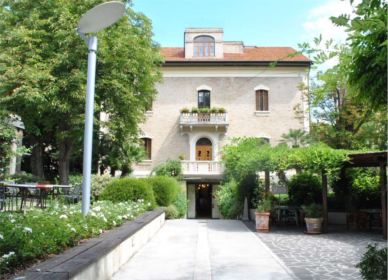 HOTEL VENDITA PERUGIA