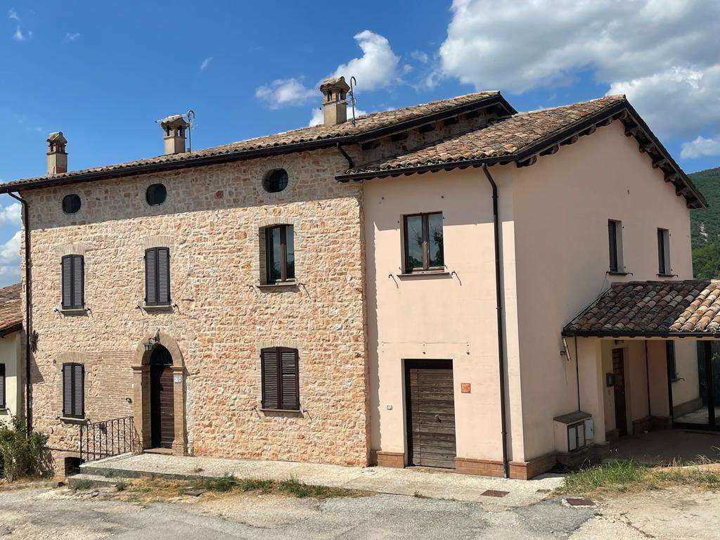 CASA INDIPENDENTE VENDITA NOCERA UMBRA