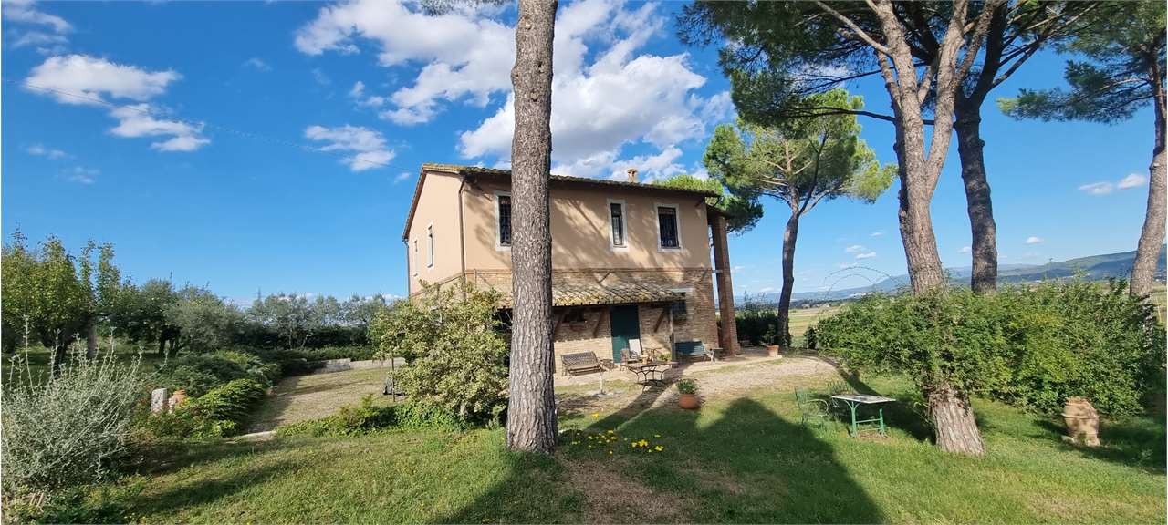 CASA INDIPENDENTE VENDITA PERUGIA SANT'ENEA