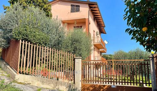 CASA INDIPENDENTE VENDITA CORCIANO CHIUGIANA