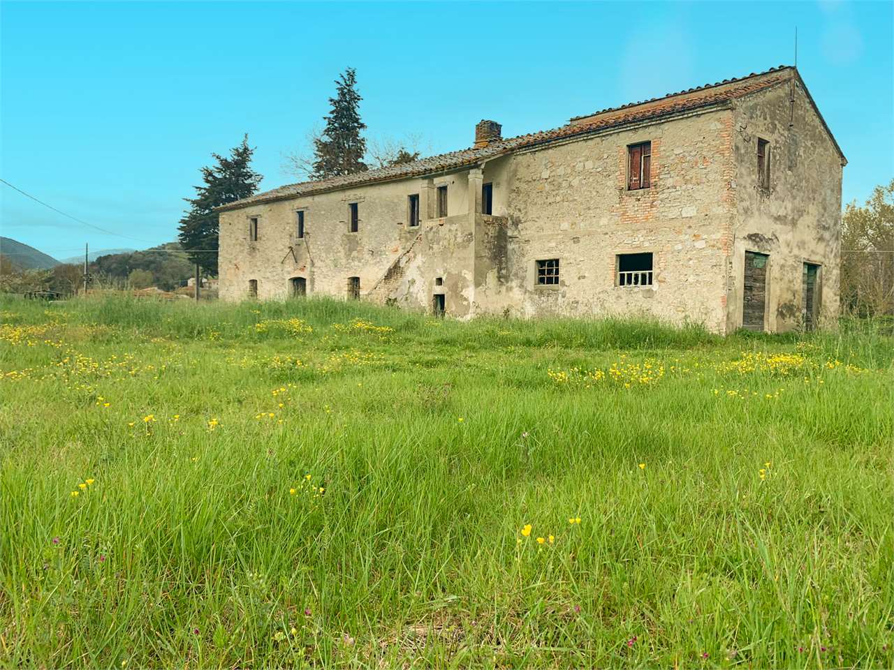 RUSTICO - CASALE VENDITA PERUGIA