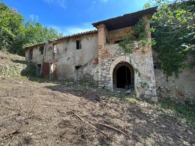 TERRENO VENDITA PERUGIA PONTE PATTOLI