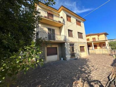 PORZIONE DI CASA VENDITA PERUGIA CASE BRUCIATE