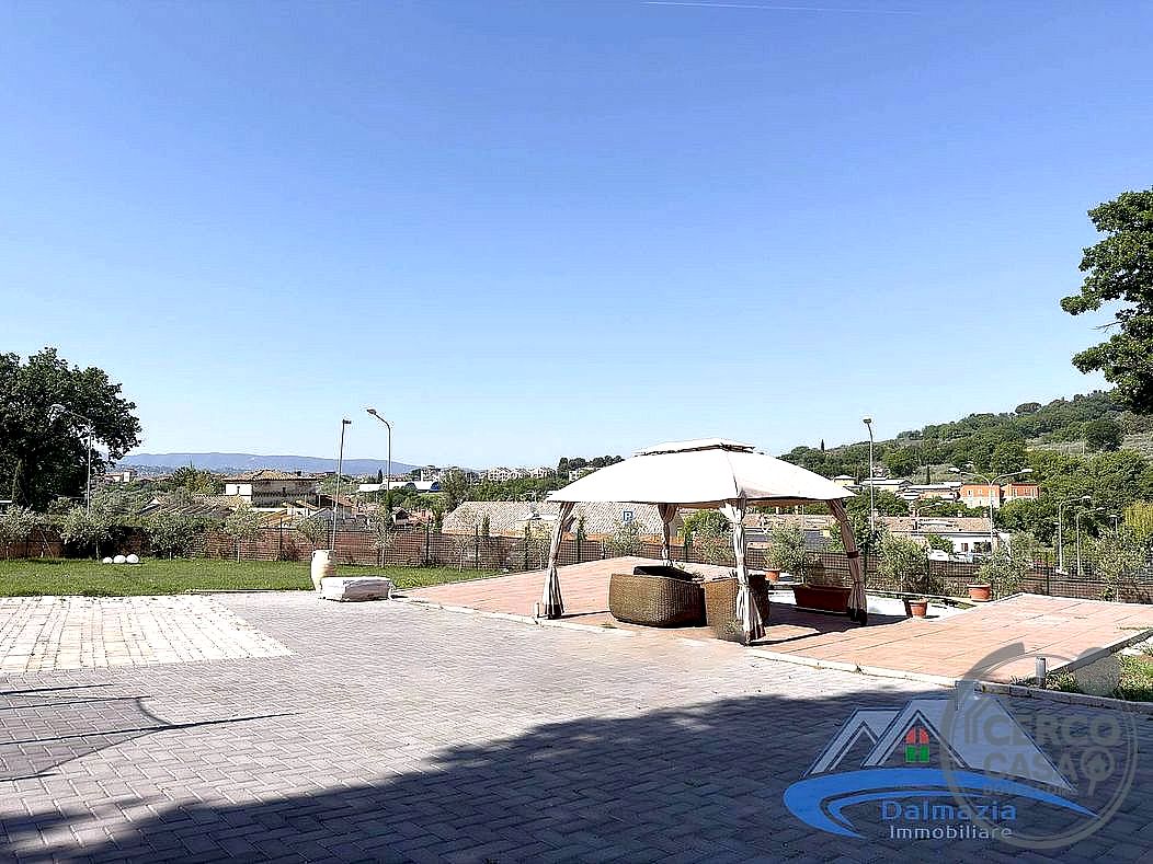 CASA INDIPENDENTE VENDITA TERNI TOANO · foto 2