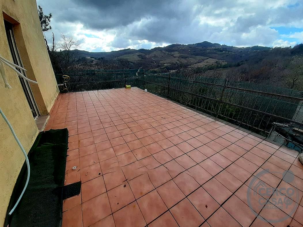 CASA INDIPENDENTE VENDITA VALFABBRICA CASA CASTALDA