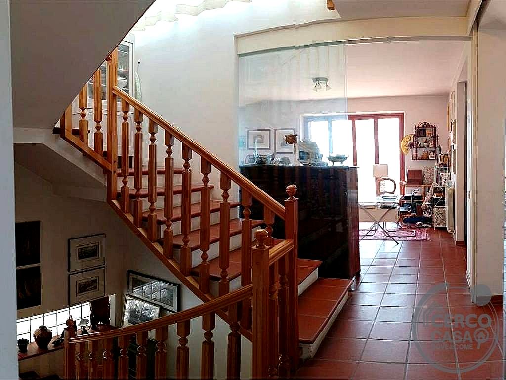VILLA VENDITA PERUGIA MONTE MALBE