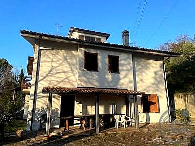 VILLA VENDITA TERNI TOANO · foto 12