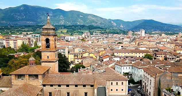 NEGOZIO AFFITTO TERNI CENTRO STORICO