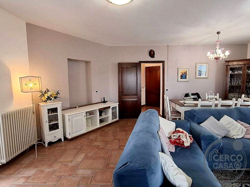 VILLA VENDITA MAGIONE