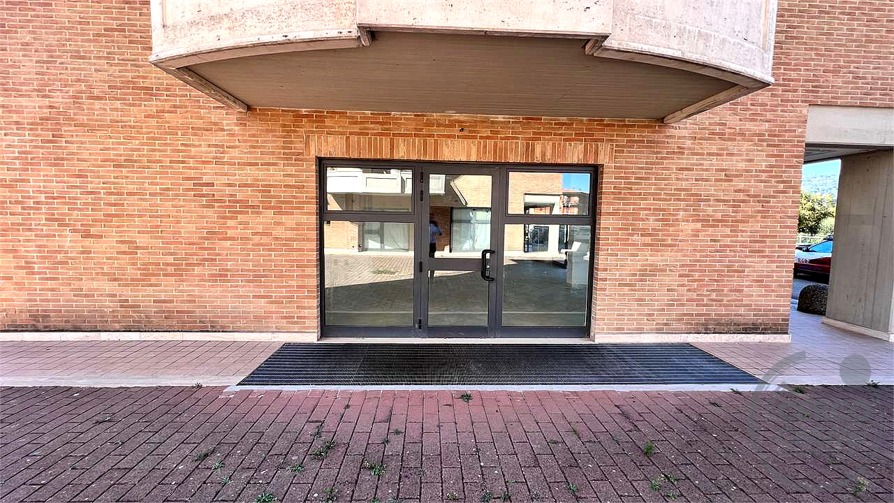 Negozio in vendita a Marsciano