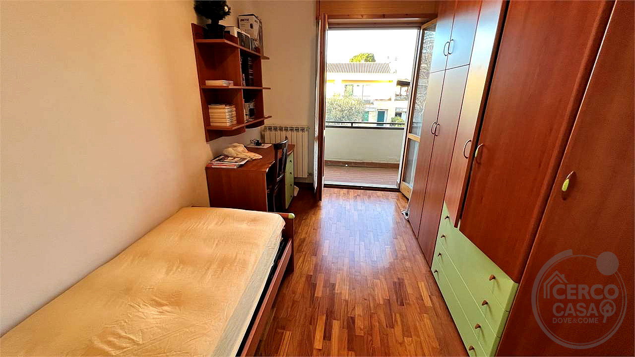 QUADRILOCALE CON AMPIO TERRAZZO IN QUADRIFAMILIARE