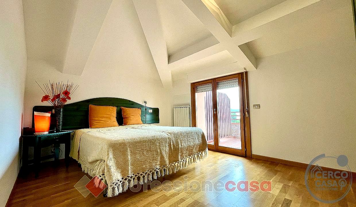 TRILOCALE VENDITA PASSIGNANO SUL TRASIMENO · foto 9