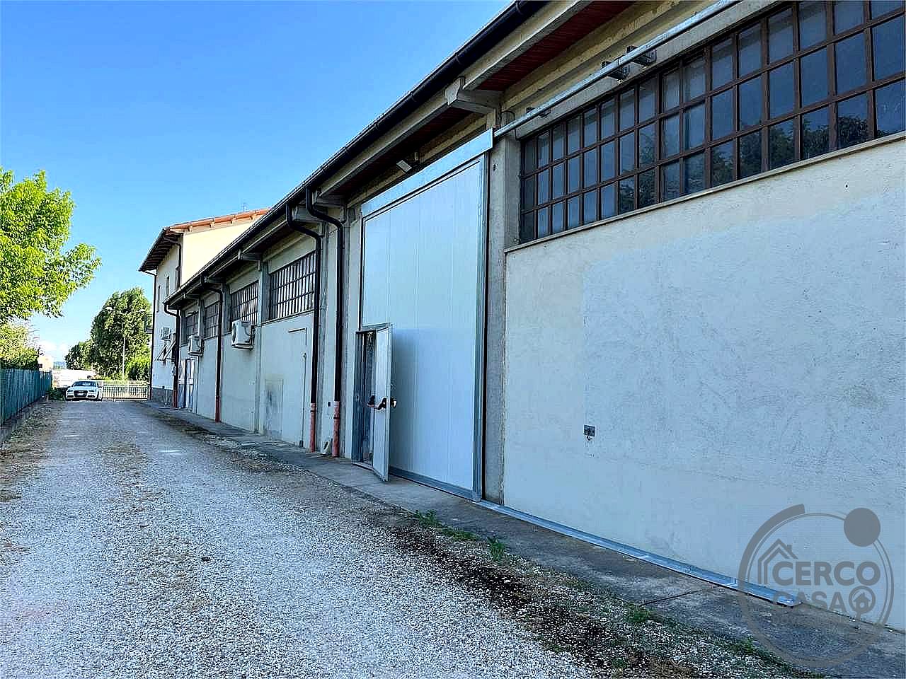 CAPANNONE AFFITTO CITTÀ DI CASTELLO · foto 8