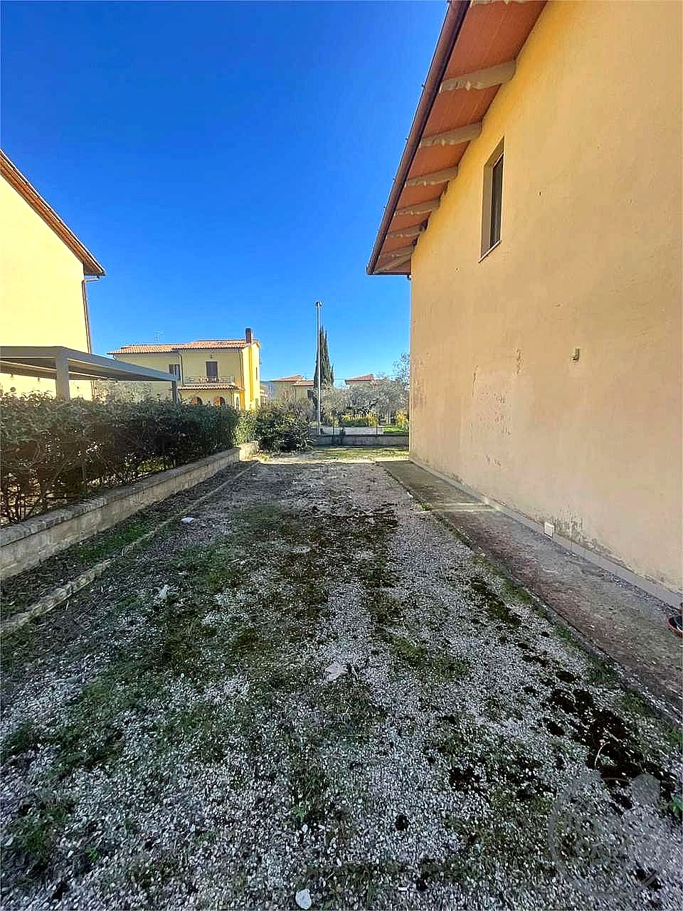 VILLA VENDITA TUORO SUL TRASIMENO · foto 32