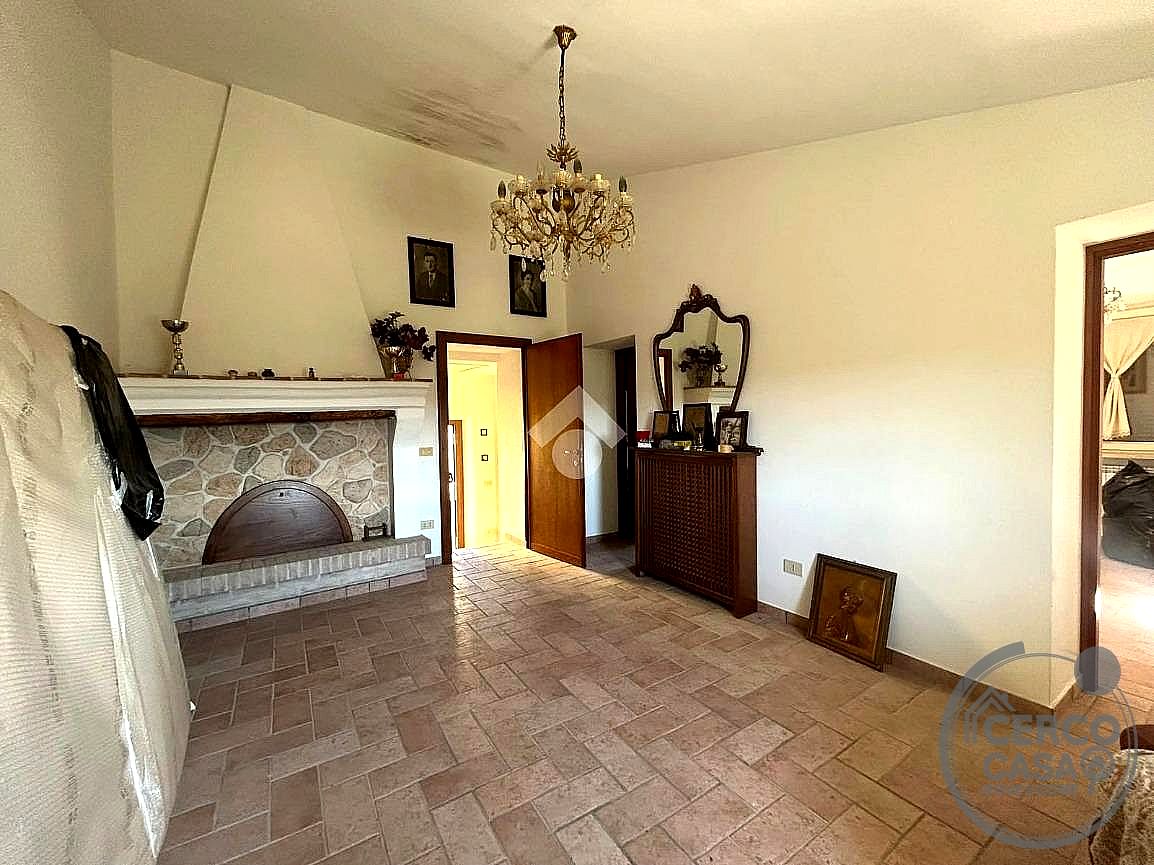CASA INDIPENDENTE VENDITA MASSA MARTANA