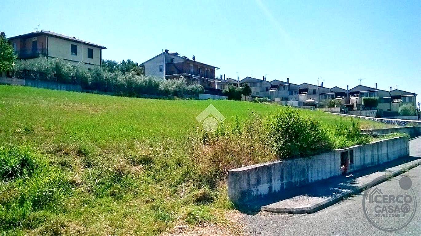 TERRENO EDIFICABILE VENDITA MONTECASTRILLI · foto 2