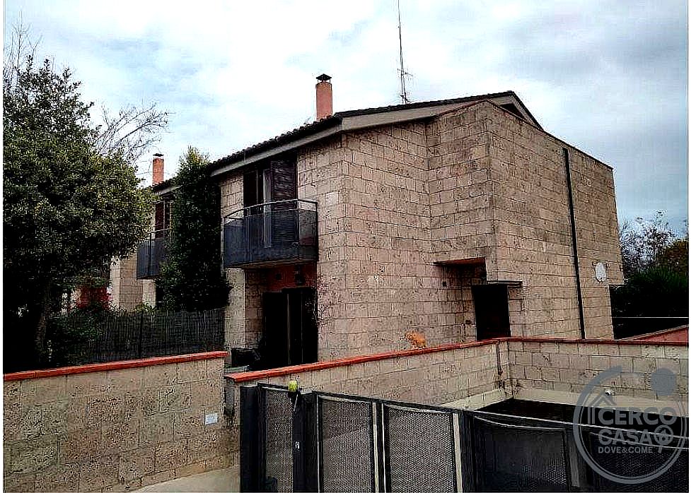 VILLA A SCHIERA VENDITA SAN GEMINI