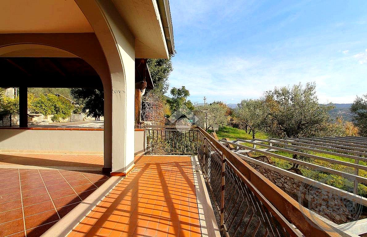 VILLA VENDITA TERNI PIEDIMONTE · foto 3