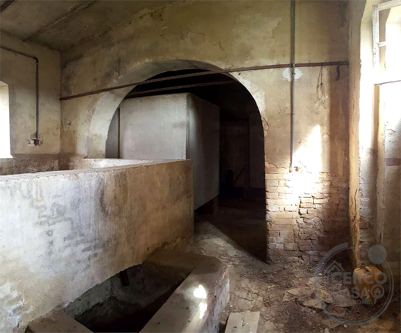 Marsciano casale da ristrutturare collinare panoramico