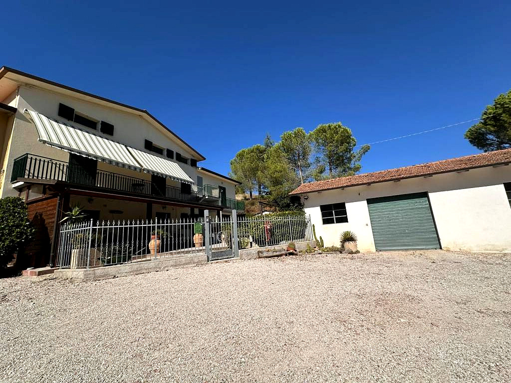 Villa in vendita a Pianello a Perugia