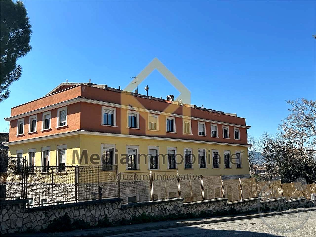 Via Campo di Marte: vendiamo ufficio 250 mq
