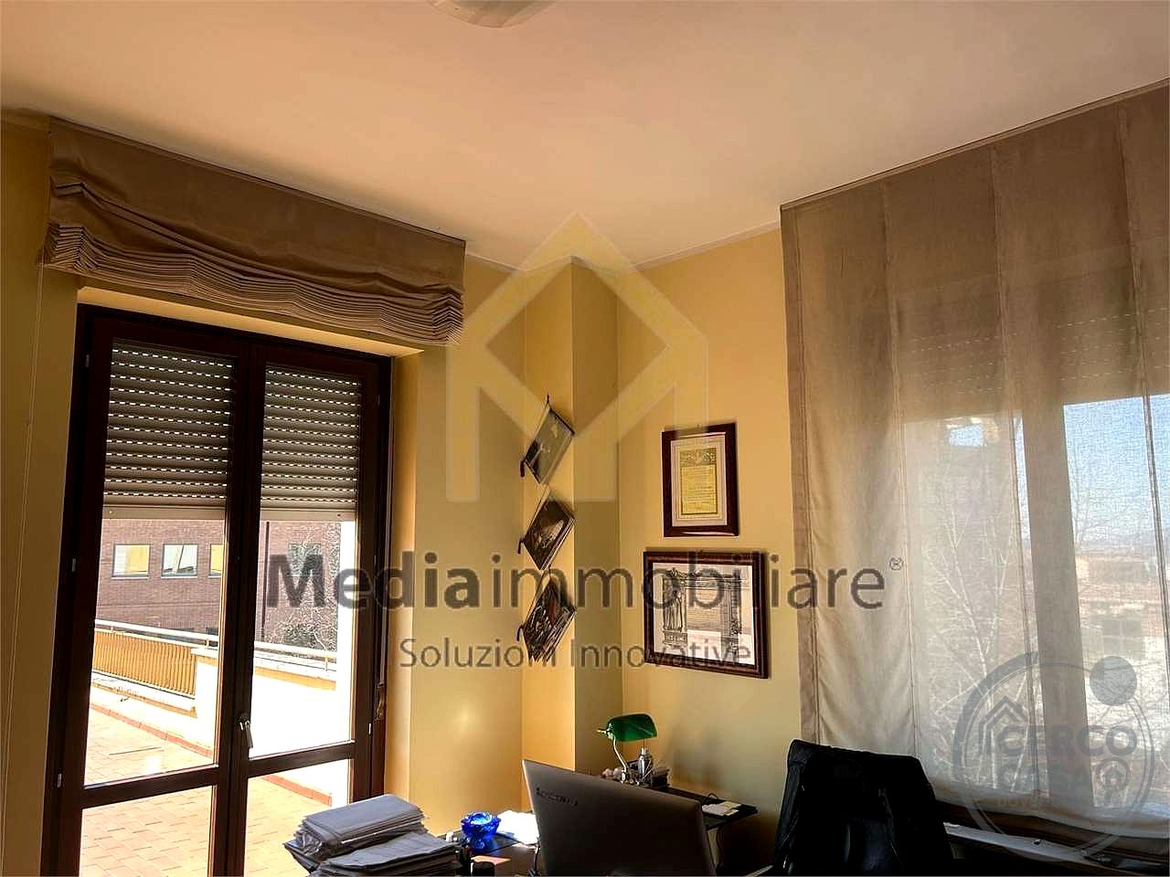 Via Campo di Marte: vendiamo ufficio 250 mq