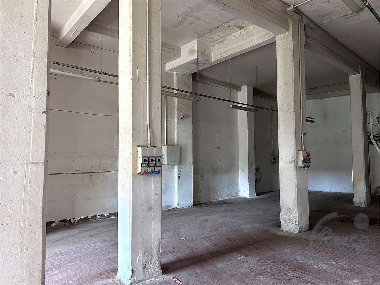PERUGIA - Elce affittiamo laboratorio 180 mq