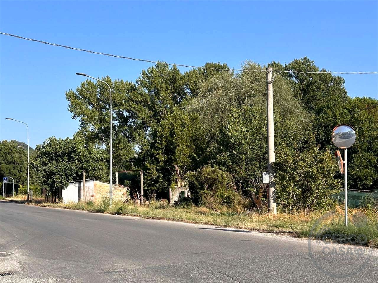 Perugia (Canneto) - Terreno edificabile 5500 mq ca. destinazione commerciale/artigianale