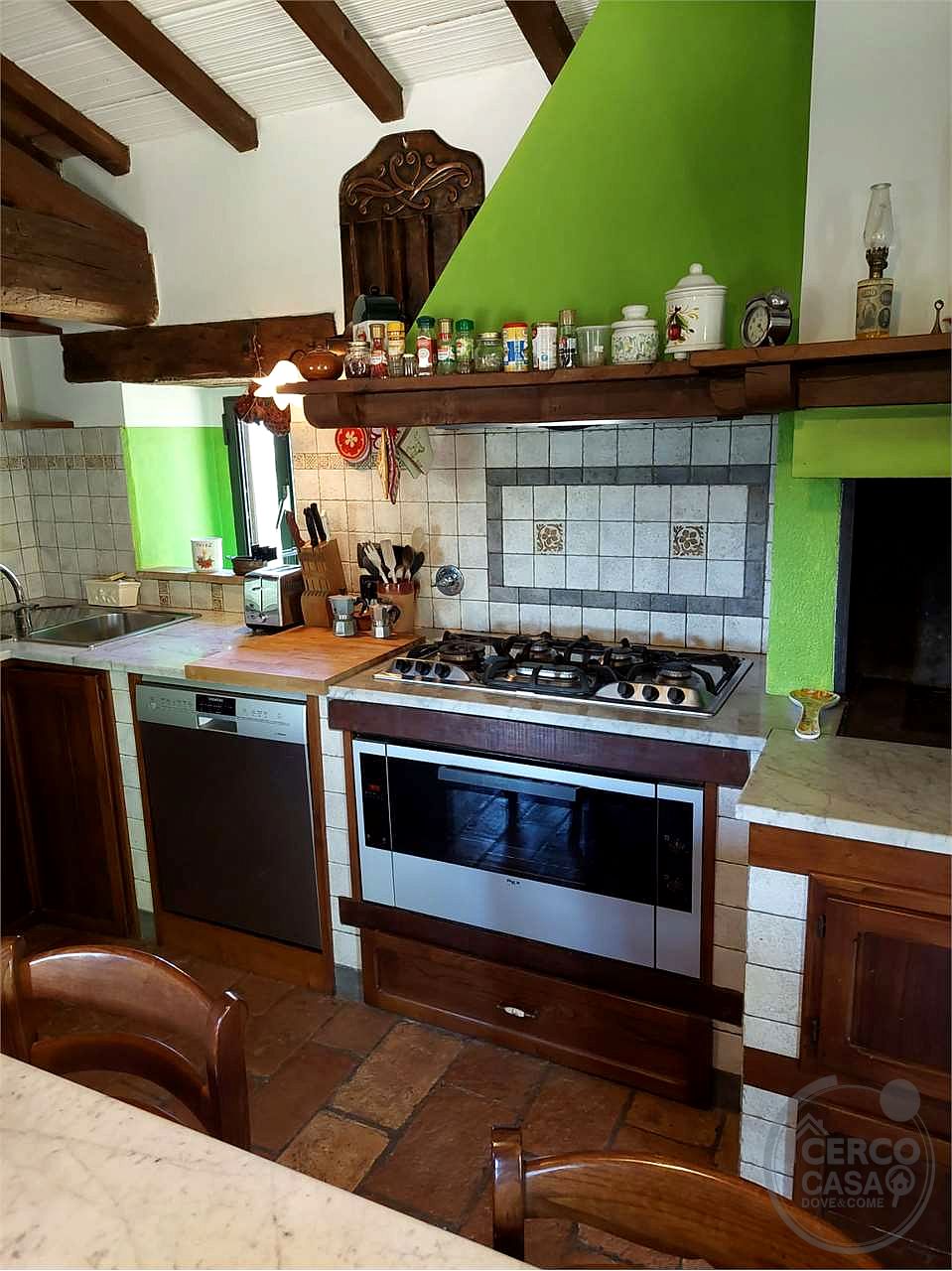 Casale in pietra ristrutturato