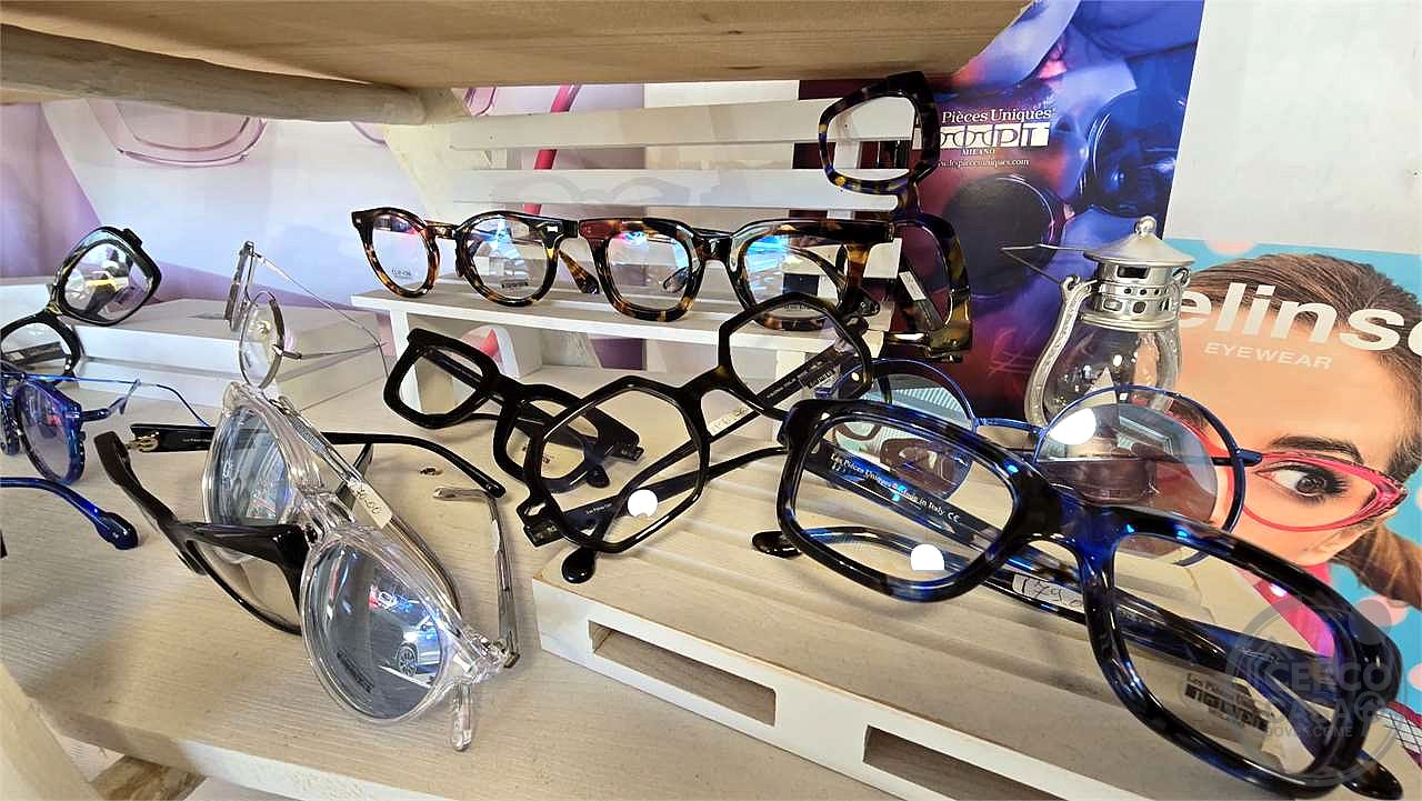 Vendesi attività commerciale OTTICA Perugia