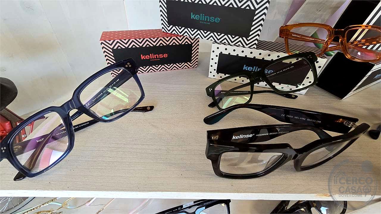 Vendesi attività commerciale OTTICA Perugia