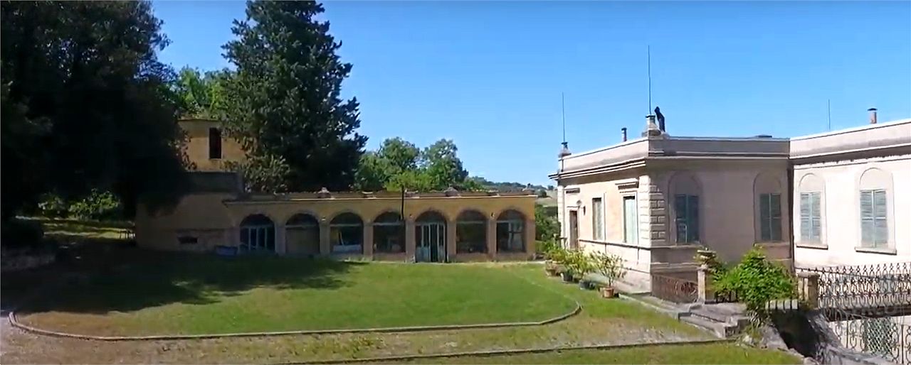 ITALIA – UMBRIA VILLA STORICA CON PARCO DI 43 ha