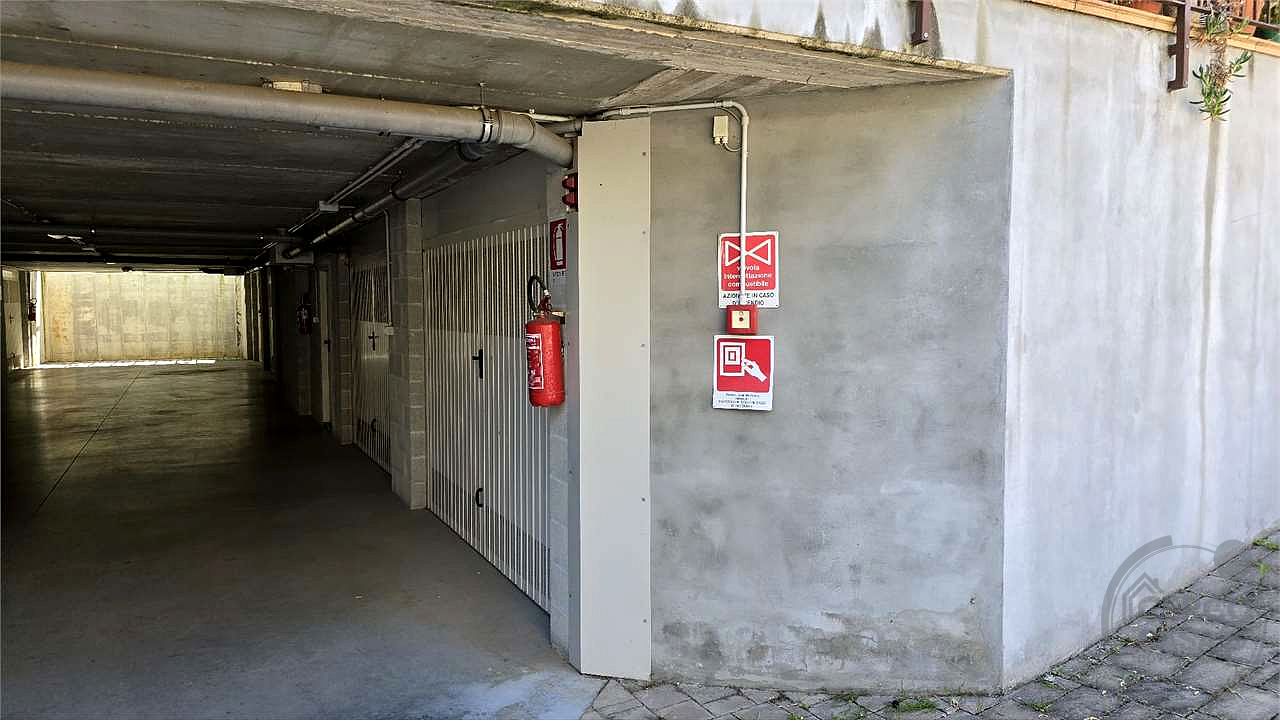 Garage in vendita in via Tuscania