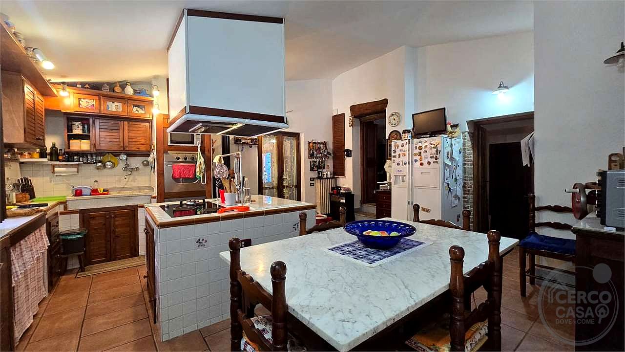 Casolare ristrutturato in vendita Solomeo Corciano
