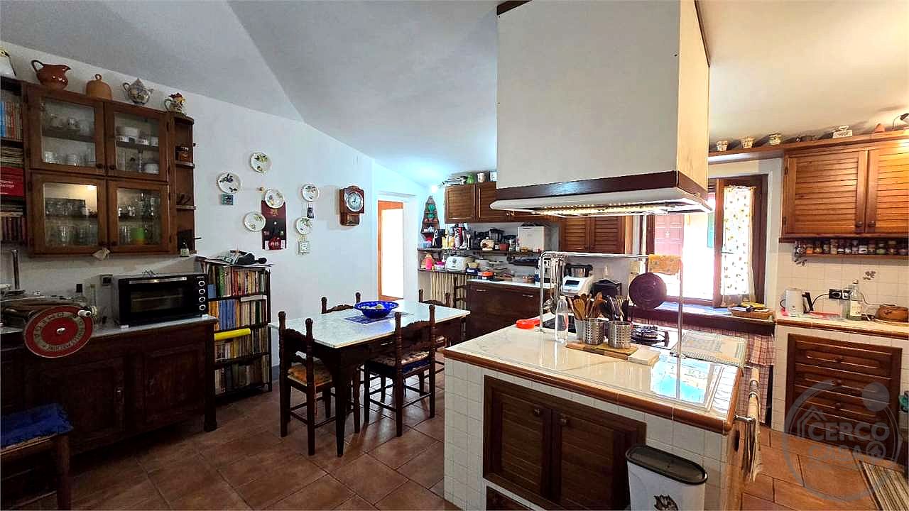 Casolare ristrutturato in vendita Solomeo Corciano