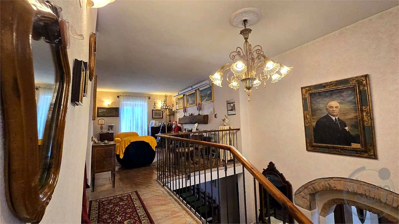 Casolare ristrutturato in vendita Solomeo Corciano