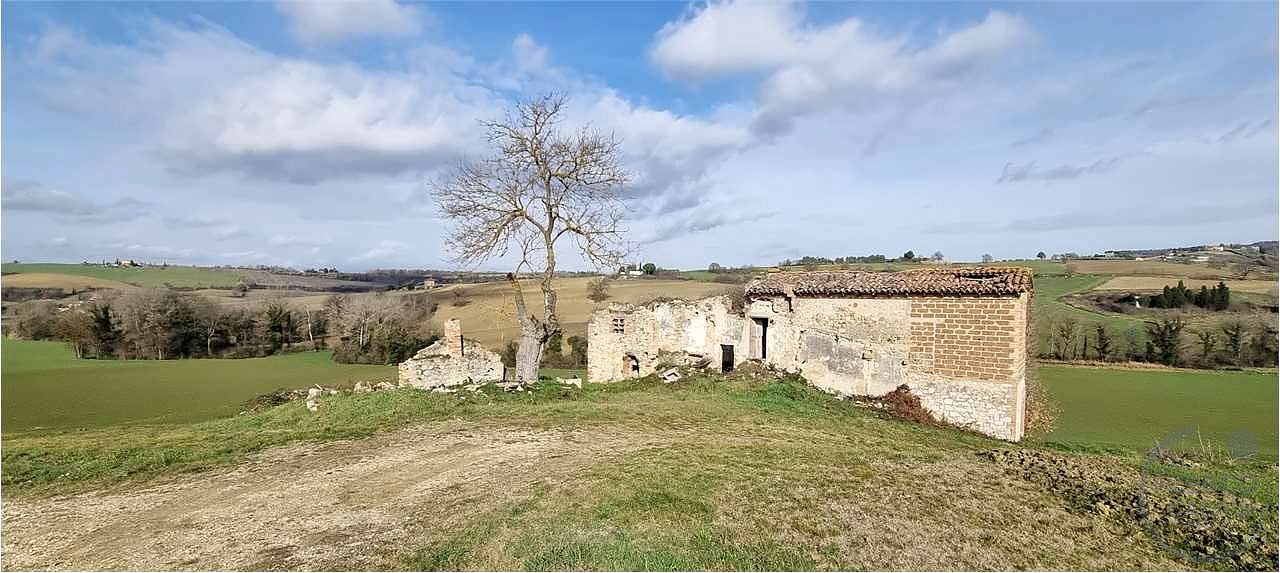 Casale da Ristrutturare a Todi