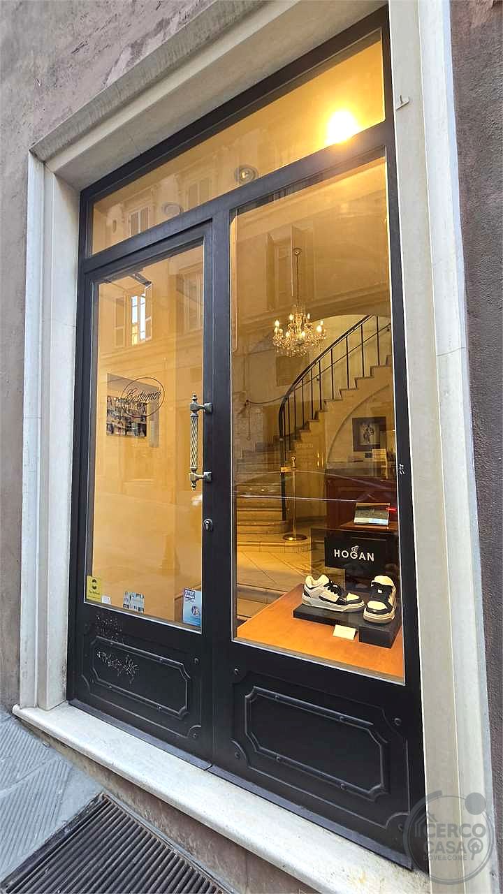 Locale commerciale centro storico Perugia