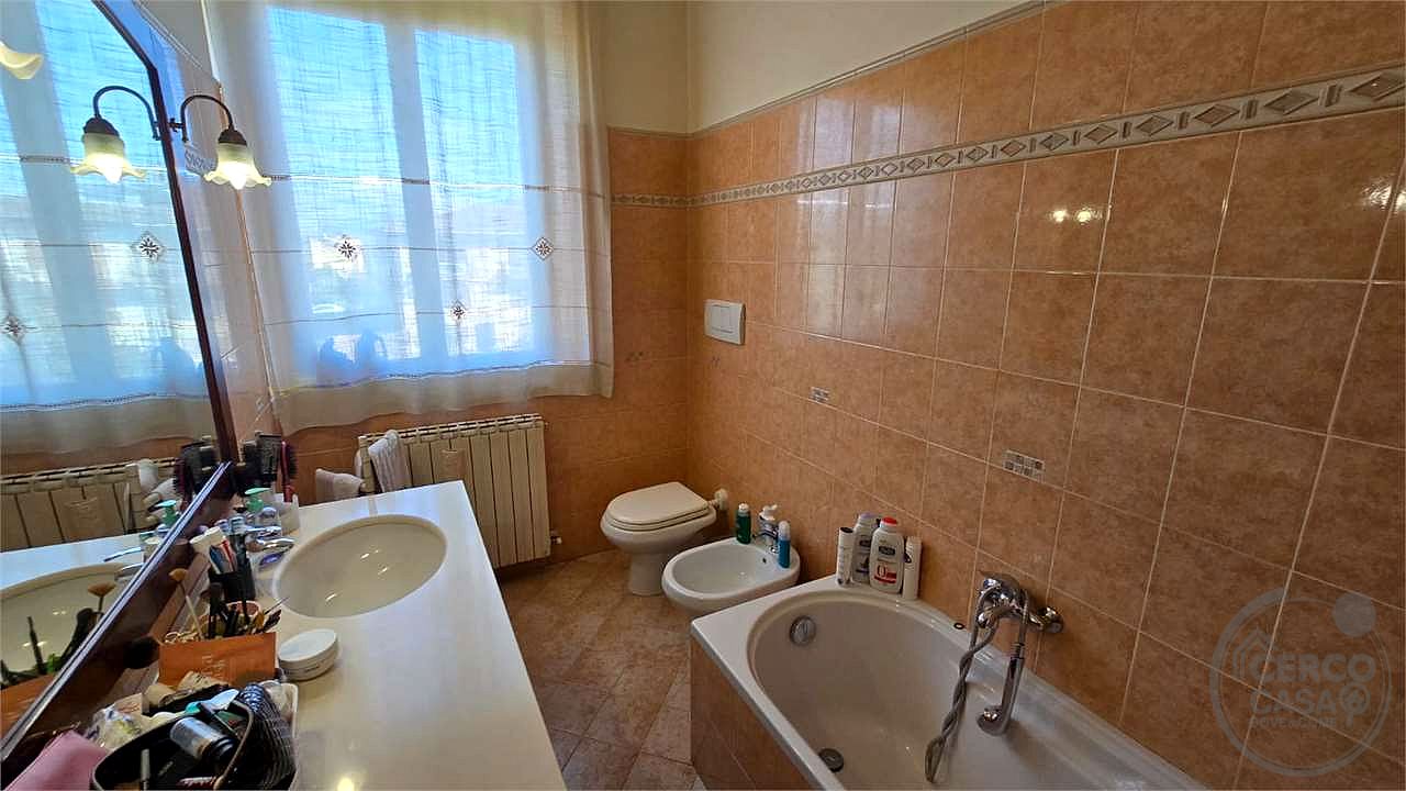 Appartamento ampi spazi ristrutturato. Torgiano