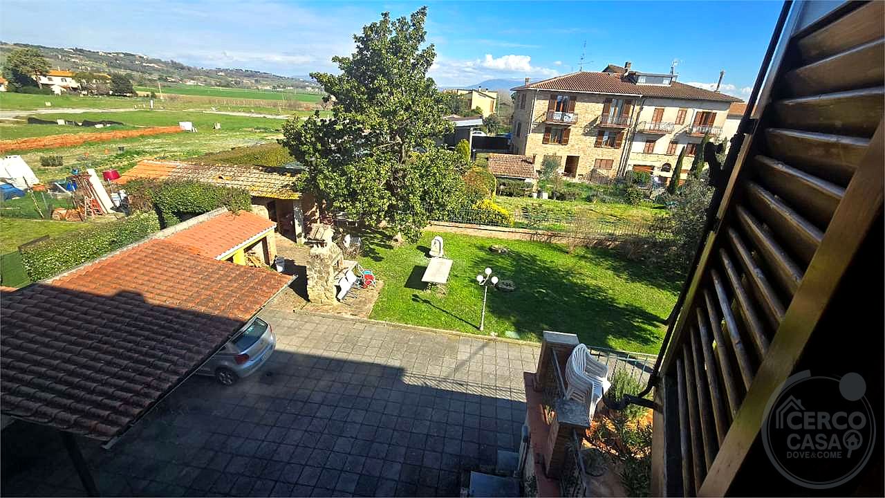 Appartamento ampi spazi ristrutturato. Torgiano