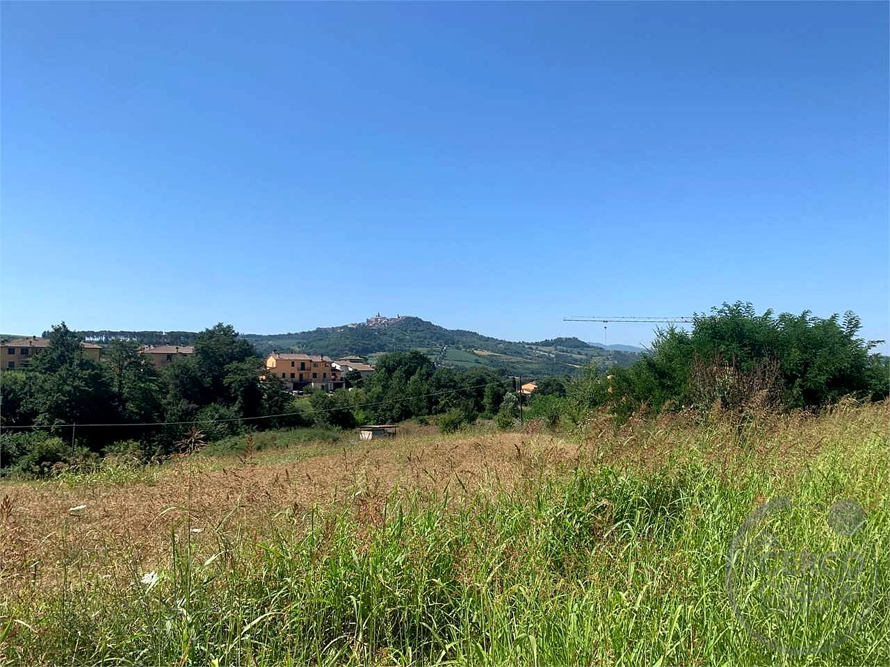 Terreno edificabile con vista panoramica su Todi