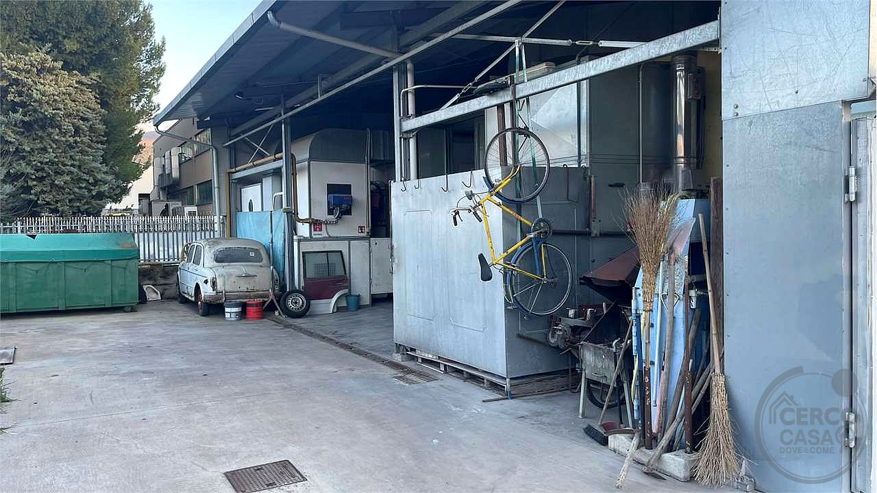 Capannone laboratorio