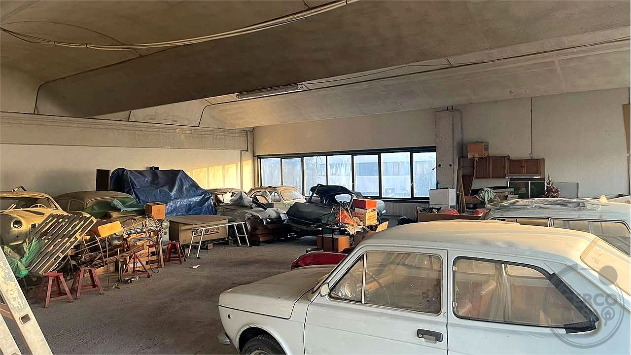 Capannone laboratorio