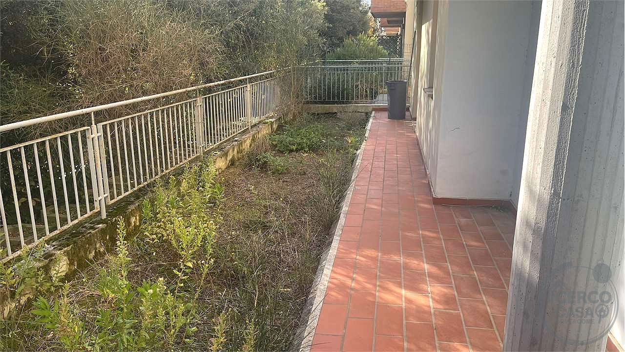 Appartamento con giardino privato