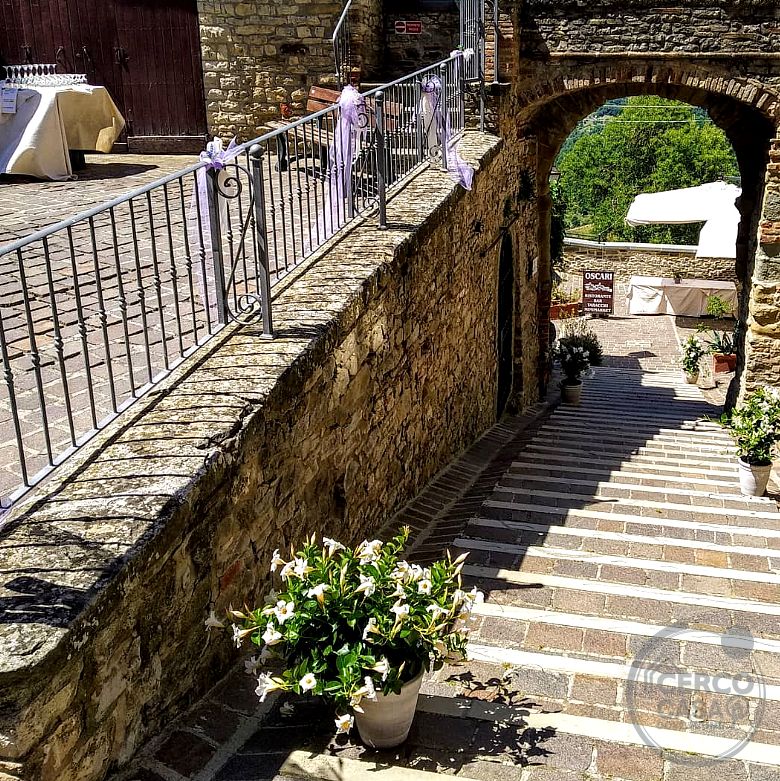 Gestione Ristorante con Bar, Tabaccheria e Mini-Market – Monte Santa Maria Tiberina (PG)