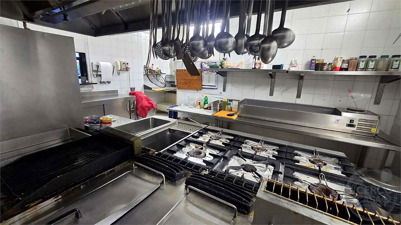 Vendesi ristorante pizzeria a San Mariano Corciano