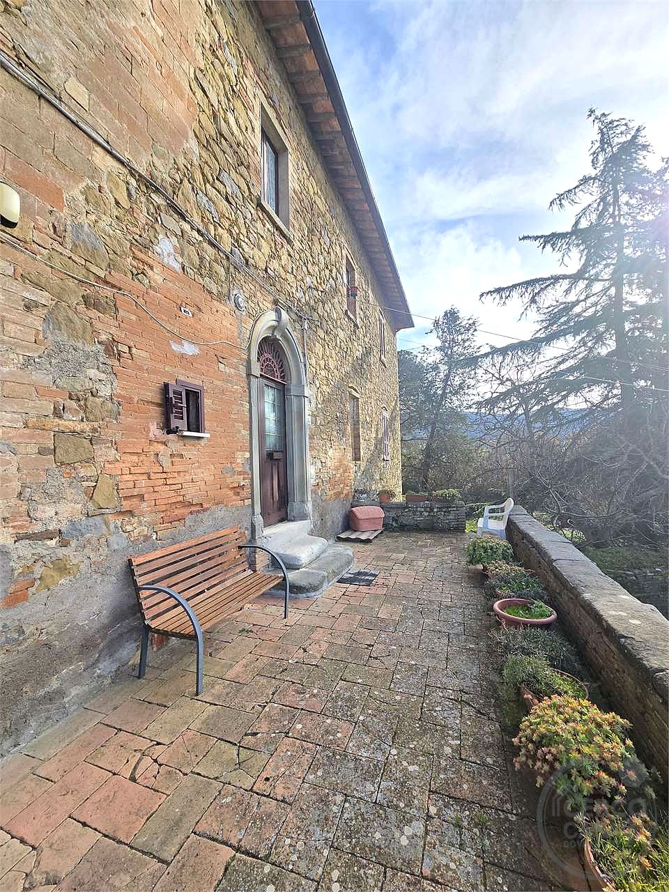 Magione - in zona residenziale e campagna