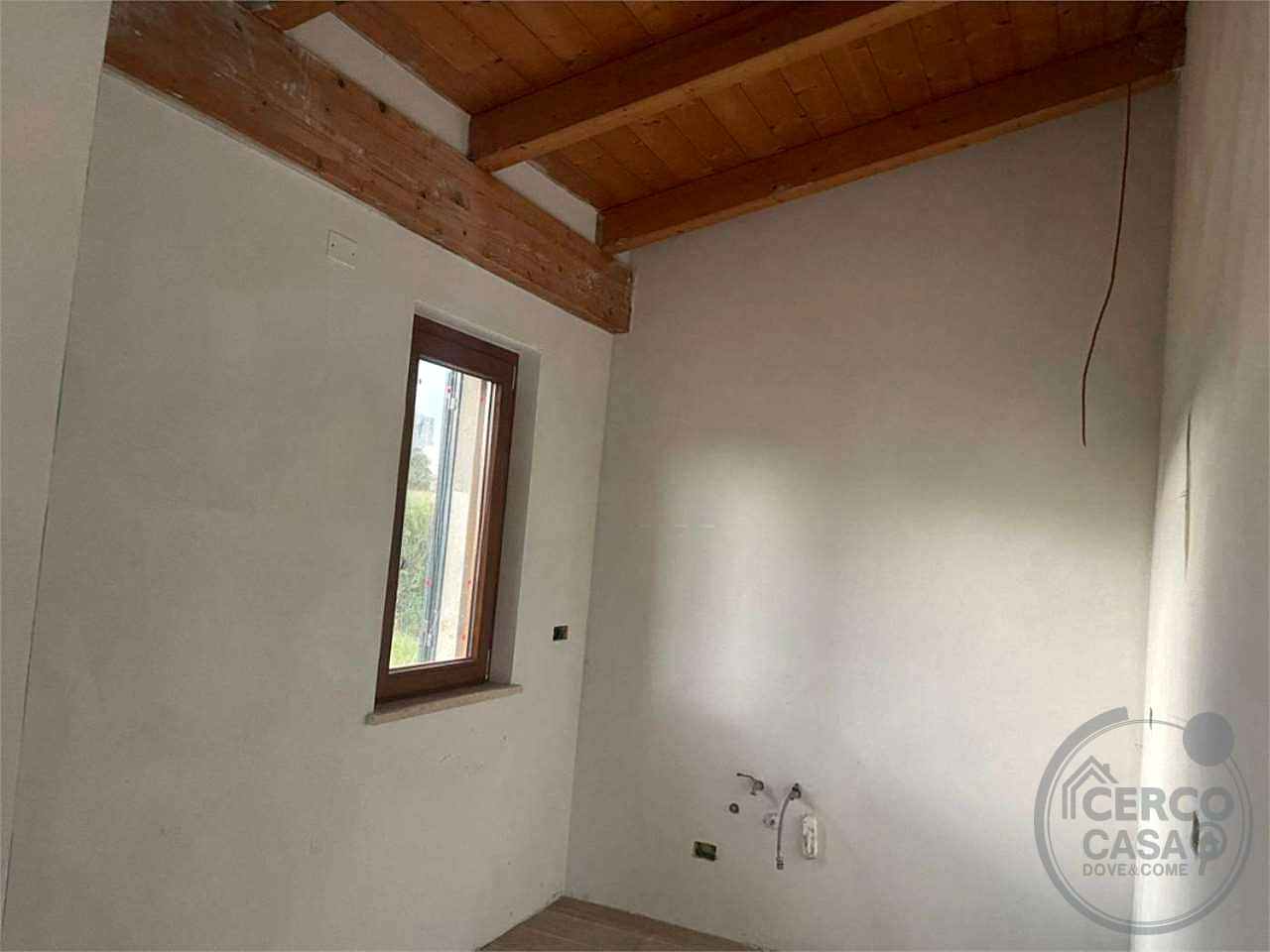 porzione di trifamiliare nuova